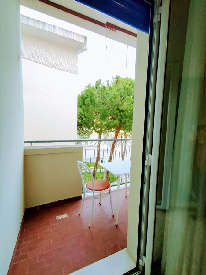 Hotel Adria B&B - Colazione Fino Alle 12 Misano Adriatico Exterior foto