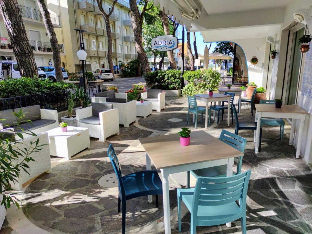 Hotel Adria B&B - Colazione Fino Alle 12 Misano Adriatico Exterior foto